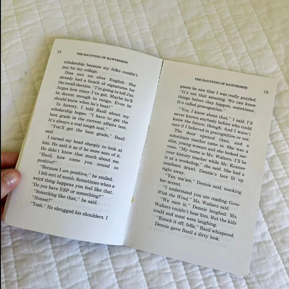 The Haunting of Hawthorne by Anne Schraff 1978